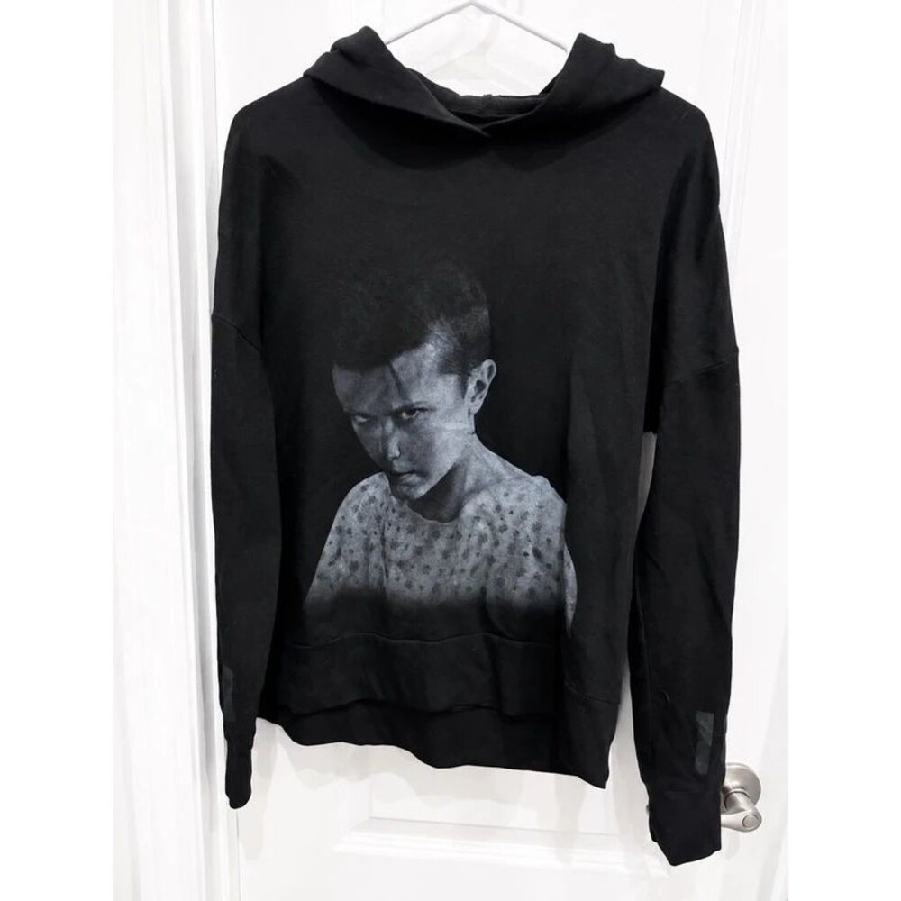 Stranger Things Netflix Eleven Black Graphic Pullover Hoodie Sweatshirt Size M